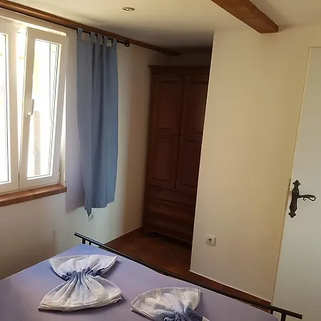 Mirela Apartment Gradac (Split-Dalmatia)