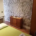 Mirela * Gradac (Split-Dalmatia)