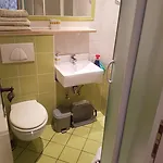 Apartament Mirela Gradac (Split-Dalmatia)