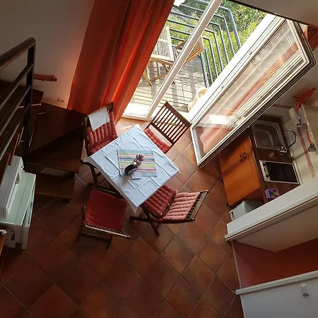 Mirela Apartment
