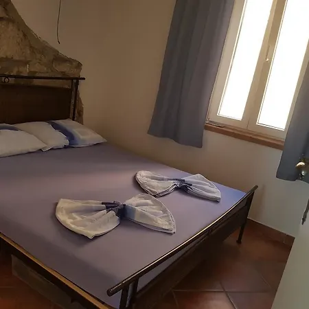 Mirela Apartment *